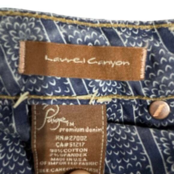 NWOT Rare Paige Laurel Canyon Distressed Flare Leg Jeans Size 28 - Picture 15 of 16